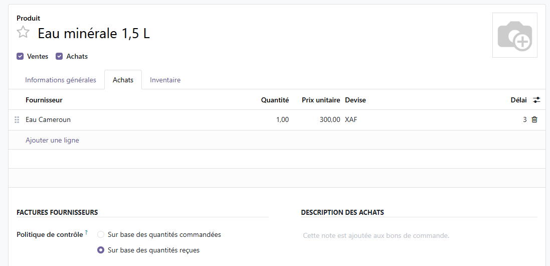 Onglet Achats de la fiche produit Eau minérale 1,5 L dans Odoo 19, avec une ligne fournisseur Eau Cameroun à 300 FCFA et un délai de 3 jours.